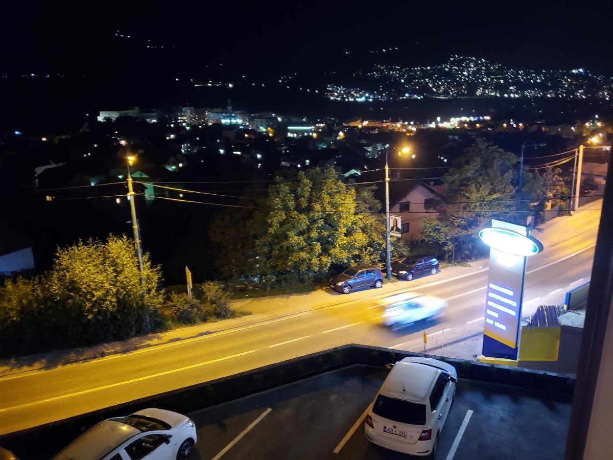 Sleep And Drive Cosy Apartment Sarajevo Exterior photo