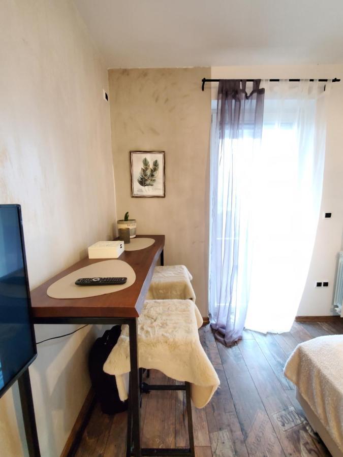Sleep And Drive Cosy Apartment Sarajevo Exterior photo